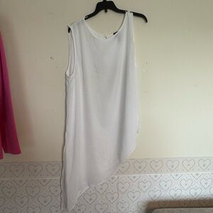 Chico's White Asymmetrical Sleeveless Tunic
